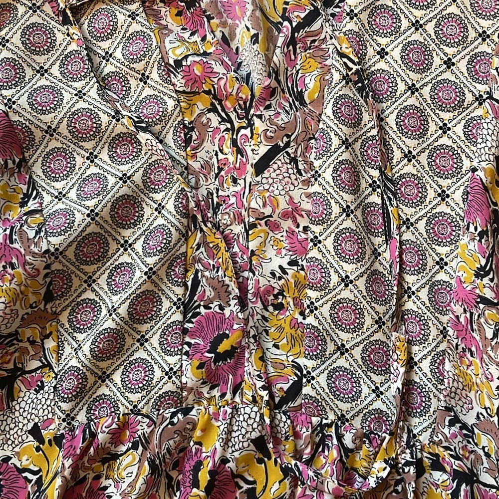 Adorable Patchwork Printed Blouse - image 5